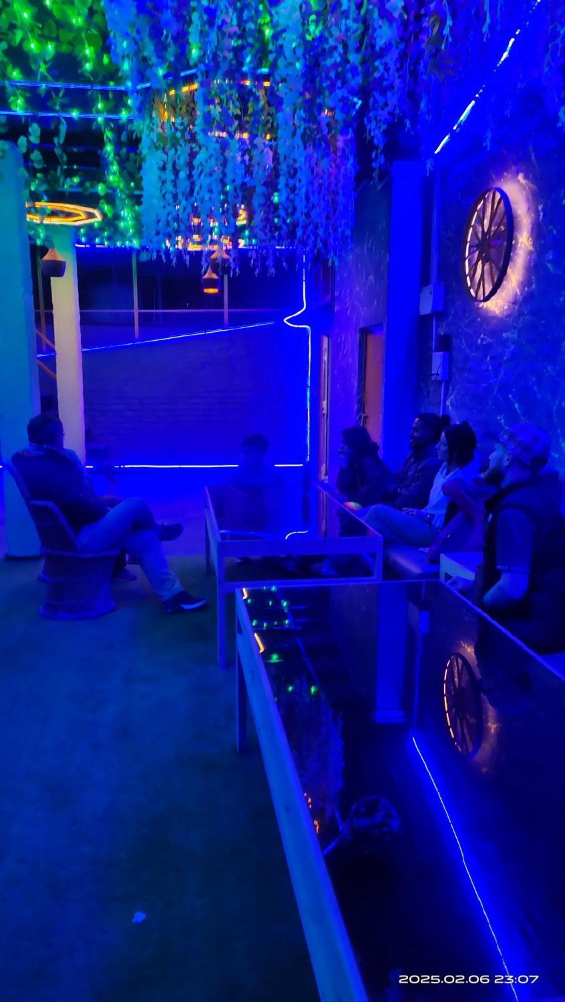 Big Brother Hostel Hotel Agra  Dış mekan fotoğraf