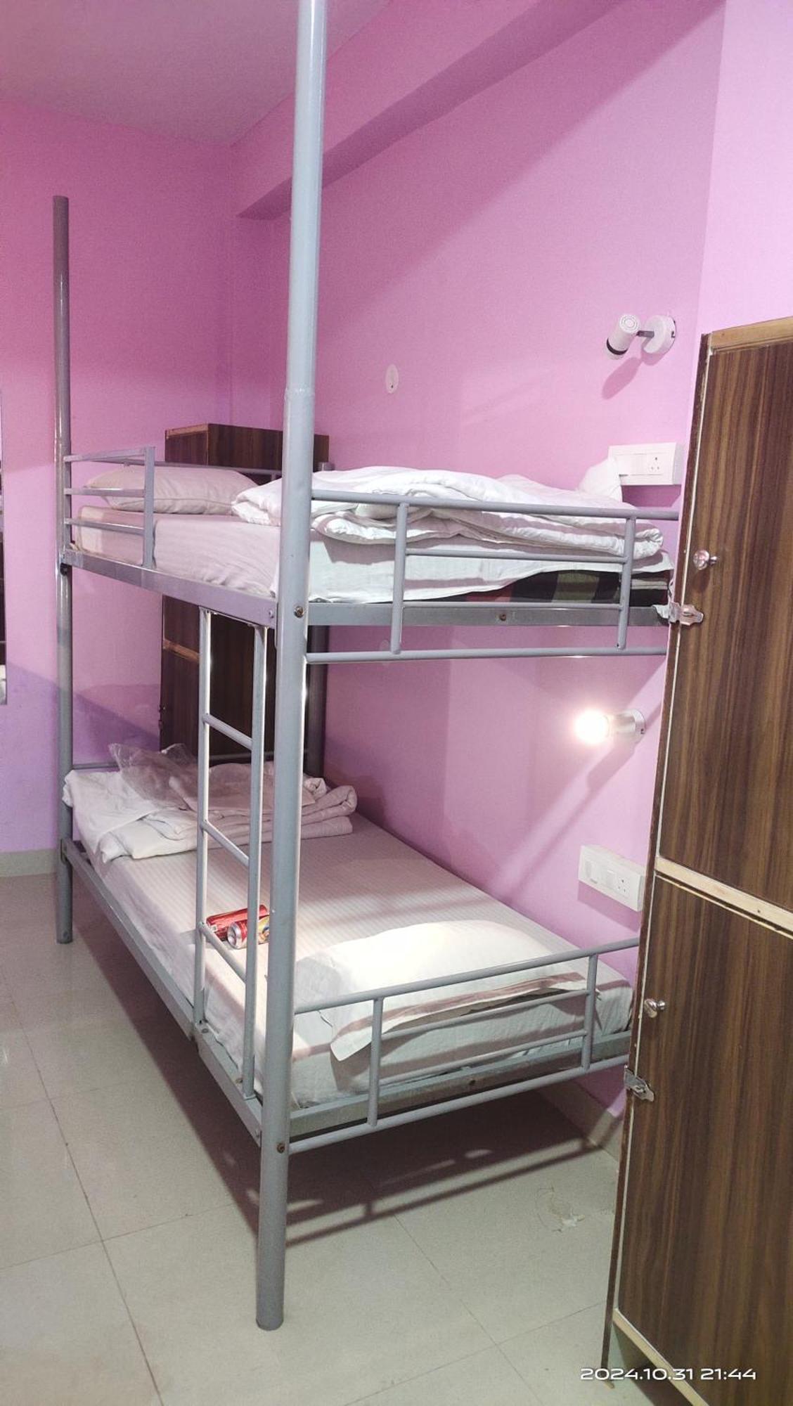 Big Brother Hostel Hotel Agra  Dış mekan fotoğraf