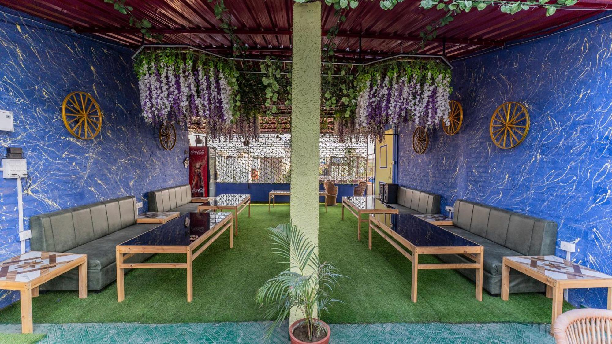 Big Brother Hostel Hotel Agra  Dış mekan fotoğraf